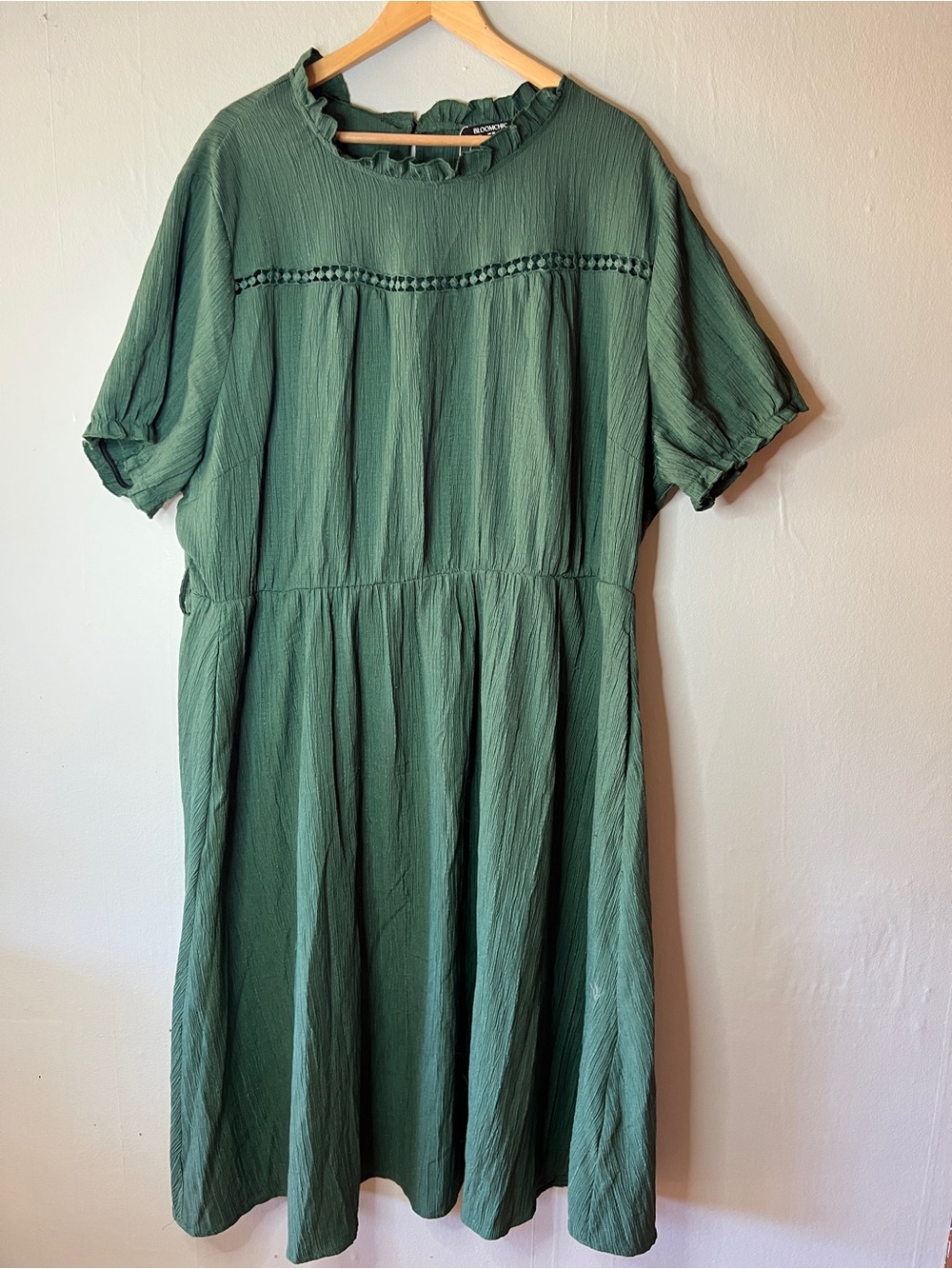 BloomChic Green Crinkle Textured Midi Dress US 26 Plus Size Boho Cottagecore